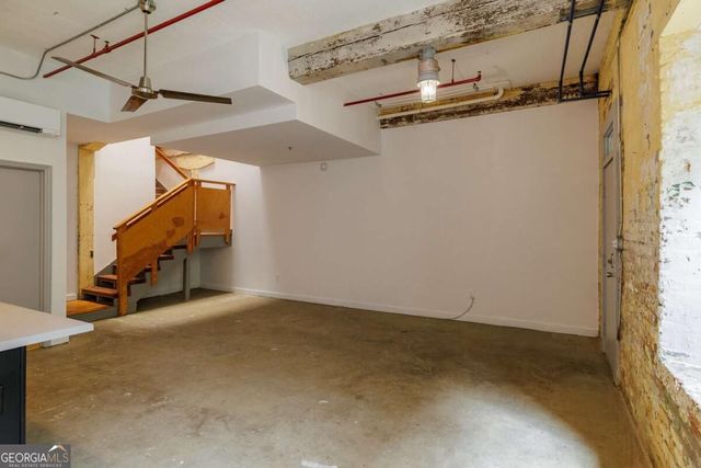 585 White Circle 5, Athens, GA 30605