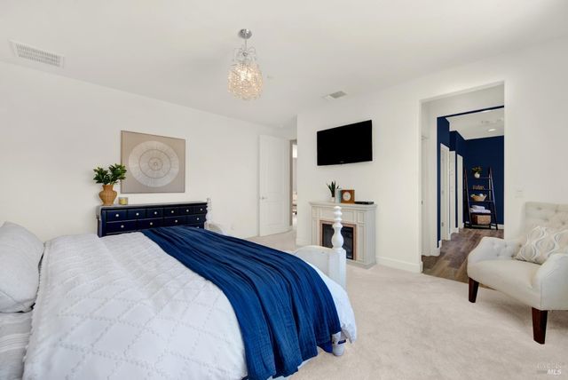 101 Scarlet St, Vacaville, CA 95687