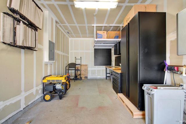 101 Scarlet St, Vacaville, CA 95687