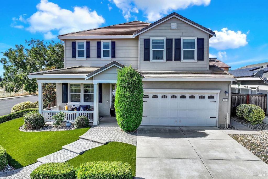 101 Scarlet St, Vacaville, CA 95687