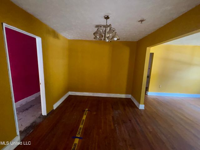 2942 Barwood Drive, Jackson, MS 39212