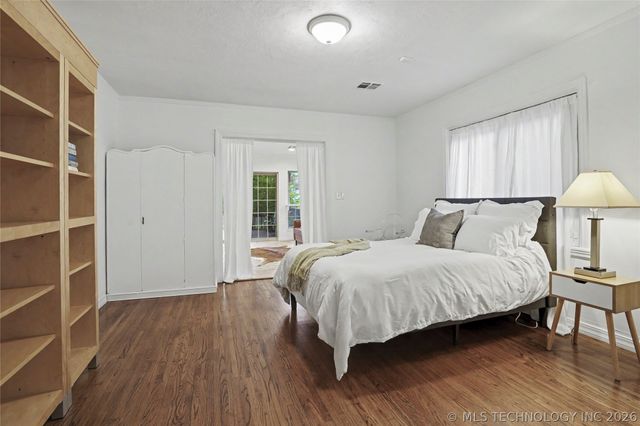 2635 E 13th Place, Tulsa, OK 74104