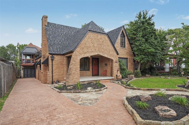 2635 E 13th Place, Tulsa, OK 74104