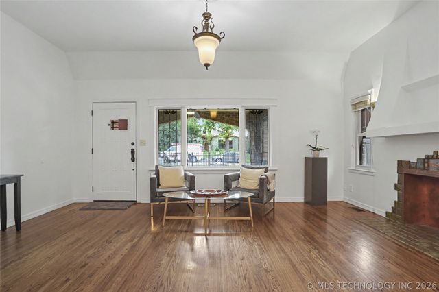 2635 E 13th Place, Tulsa, OK 74104