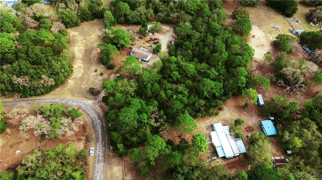 6004 W Monticello Street, Homosassa, FL 34448