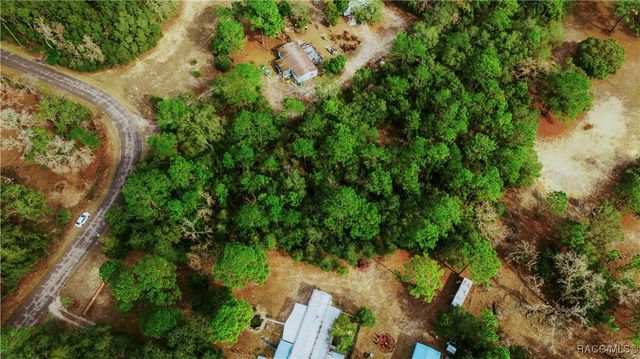 6004 W Monticello Street, Homosassa, FL 34448