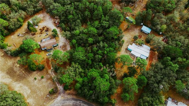 6004 W Monticello Street, Homosassa, FL 34448