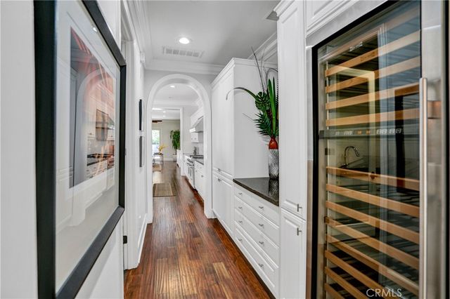 54 Clifford, Irvine, CA 92618