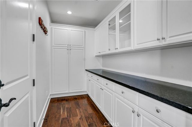 54 Clifford, Irvine, CA 92618