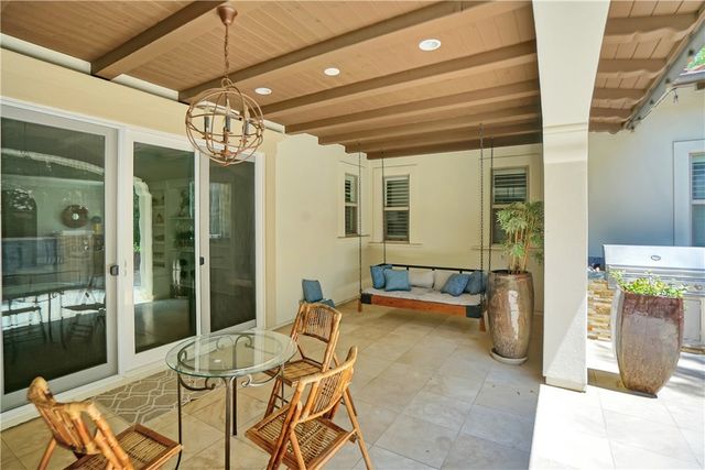 54 Clifford, Irvine, CA 92618