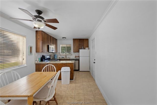 1717 Lawyer Street A, College Station, TX 77840