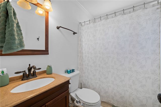1717 Lawyer Street A, College Station, TX 77840