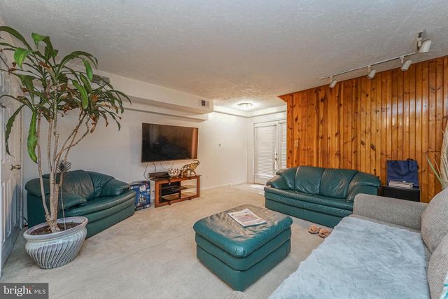 8-F QUEEN VICTORIA WAY, Chester, MD 21619