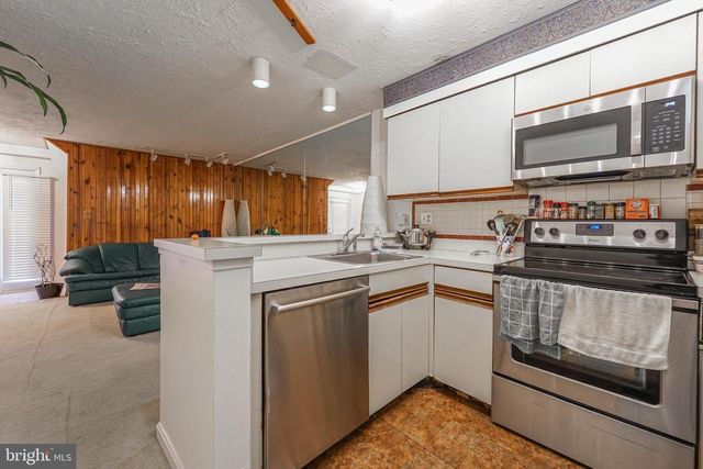 8-F QUEEN VICTORIA WAY, Chester, MD 21619