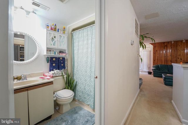 8-F QUEEN VICTORIA WAY, Chester, MD 21619