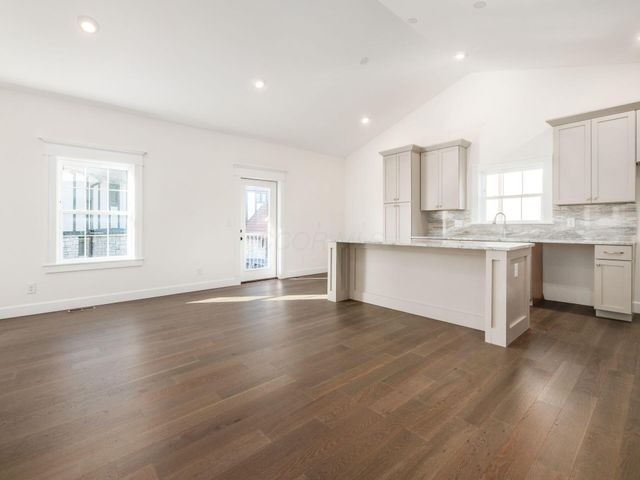 2015 W 5th Avenue, 107, Columbus, OH 43212