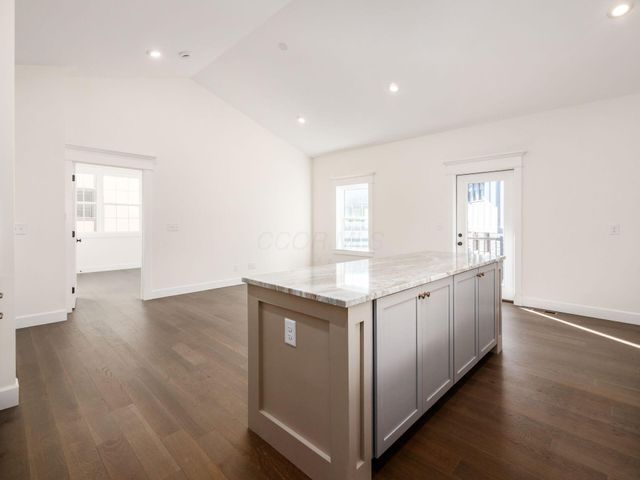 2015 W 5th Avenue, 107, Columbus, OH 43212