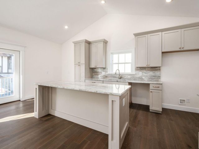 2015 W 5th Avenue, 107, Columbus, OH 43212