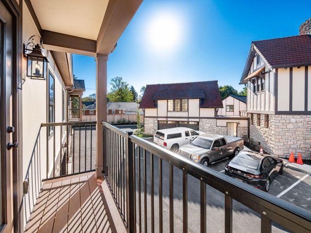 2015 W 5th Avenue, 107, Columbus, OH 43212