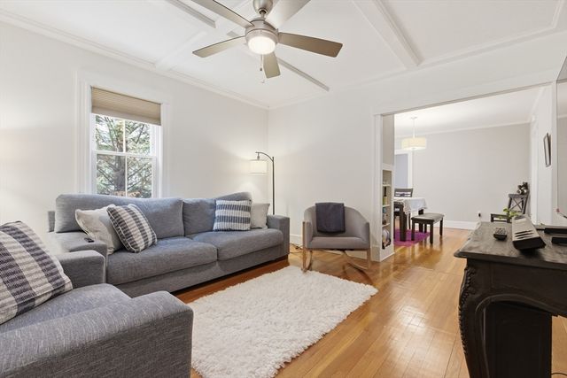 381 Washington St, Melrose, MA 02176