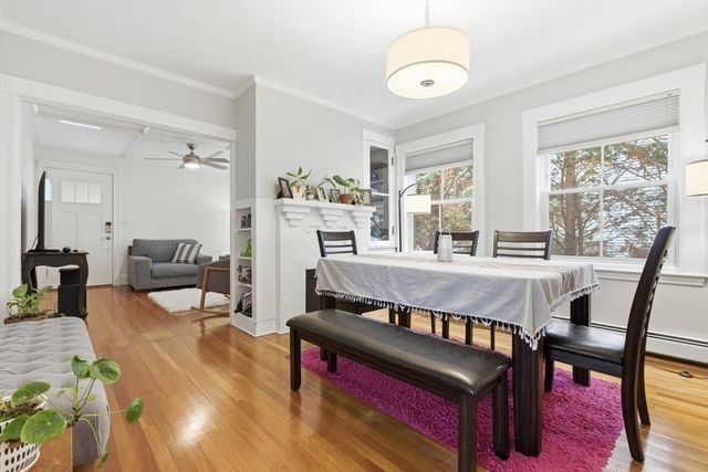 381 Washington St, Melrose, MA 02176