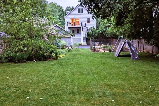 381 Washington St, Melrose, MA 02176