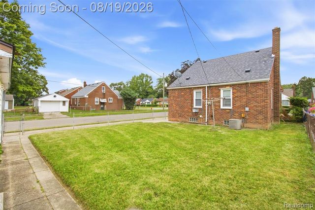 9900 Grandville Avenue, Detroit, MI 48228