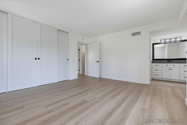 3249 Caminito Eastbluff 31, La Jolla, CA 92037
