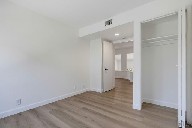 3249 Caminito Eastbluff 31, La Jolla, CA 92037