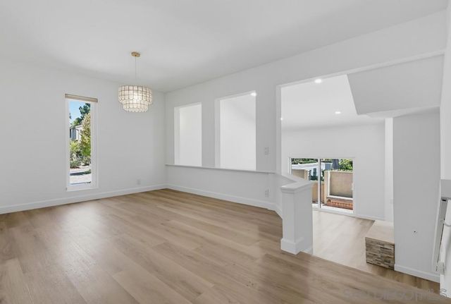 3249 Caminito Eastbluff 31, La Jolla, CA 92037
