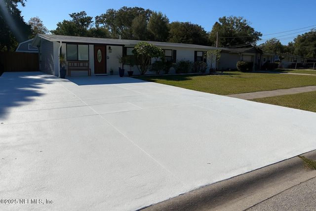 366 BLAIRMORE Boulevard E, Orange Park, FL 32073