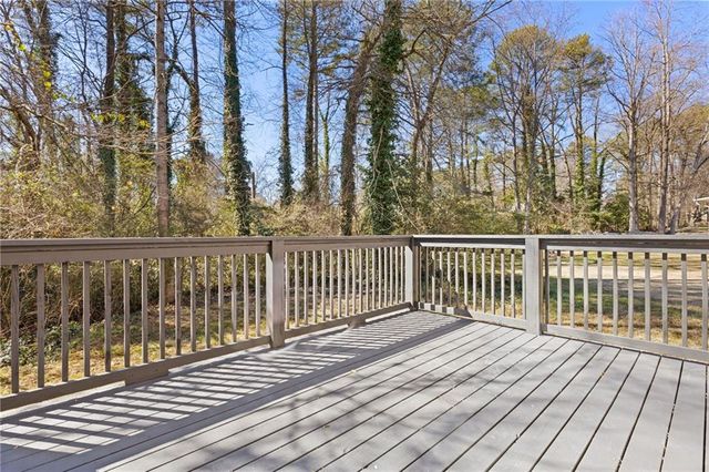 5737 Williamsburg Drive, Norcross, GA 30093