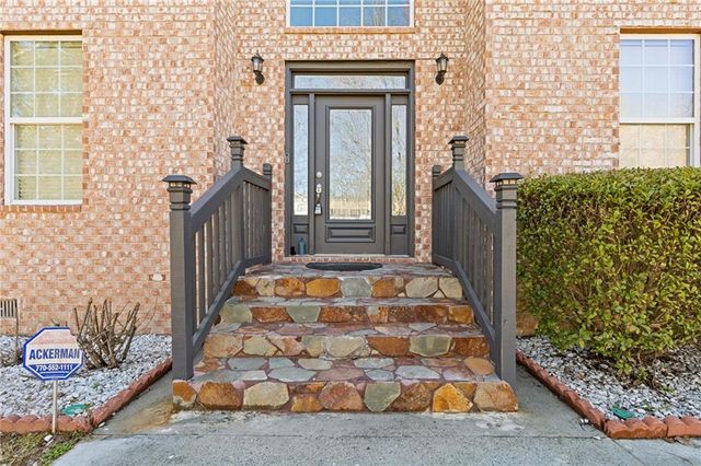 5737 Williamsburg Drive, Norcross, GA 30093