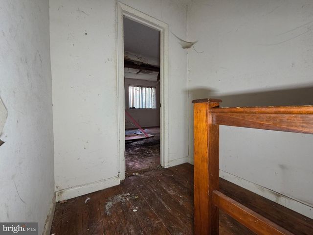 2021 LOMBARD ST, Philadelphia, PA 19146