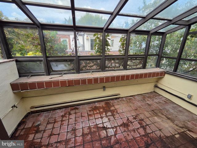 2021 LOMBARD ST, Philadelphia, PA 19146