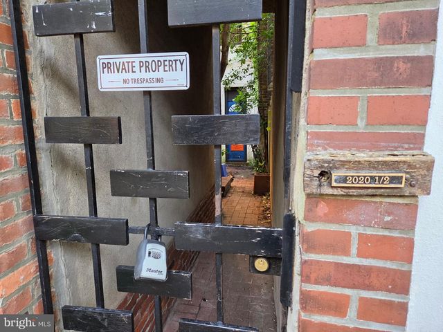 2021 LOMBARD ST, Philadelphia, PA 19146