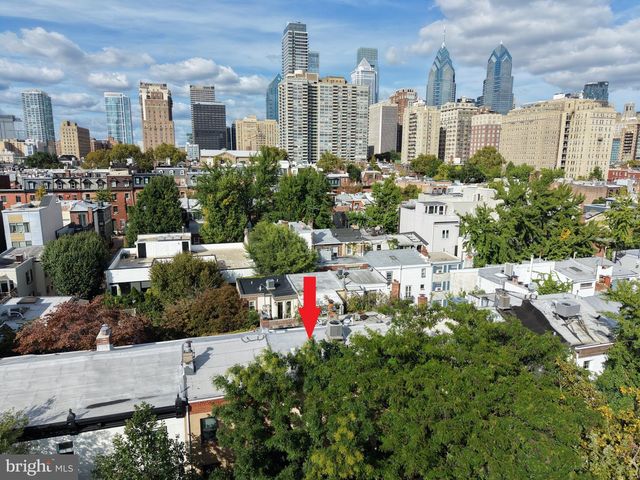2021 LOMBARD ST, Philadelphia, PA 19146