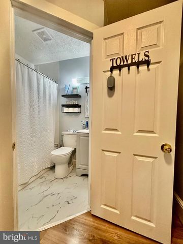 570 LINE ST, Camden, NJ 08103
