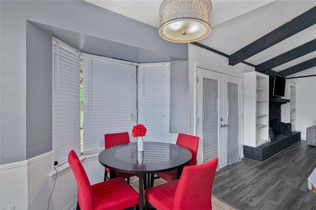 9805 Charleston Drive, Shreveport, LA 71118