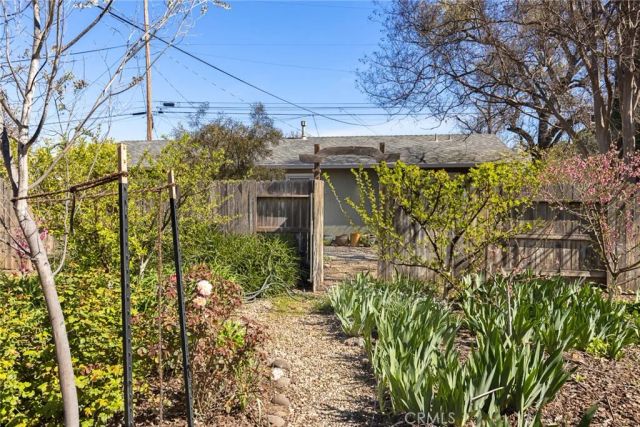 1440 Laburnum Avenue, Chico, CA 95926