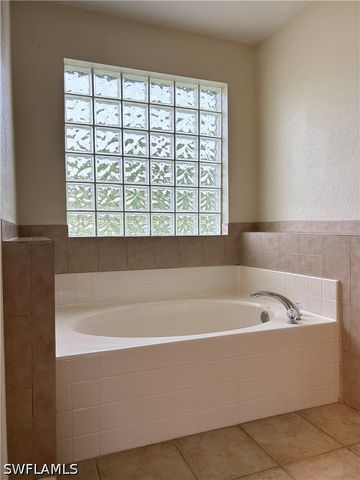 6143 Hendley CT, Fort Myers, FL 33905