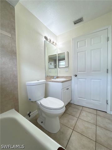 6143 Hendley CT, Fort Myers, FL 33905