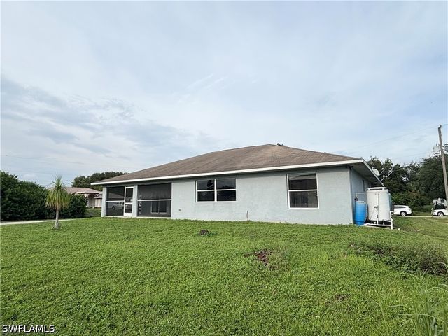 6143 Hendley CT, Fort Myers, FL 33905