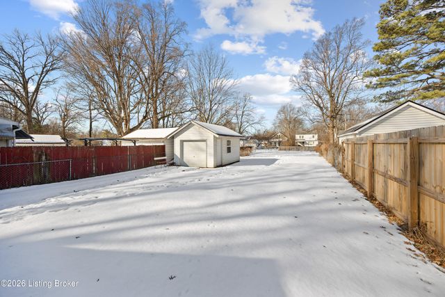 4612 Bellevue Ave, Louisville, KY 40215