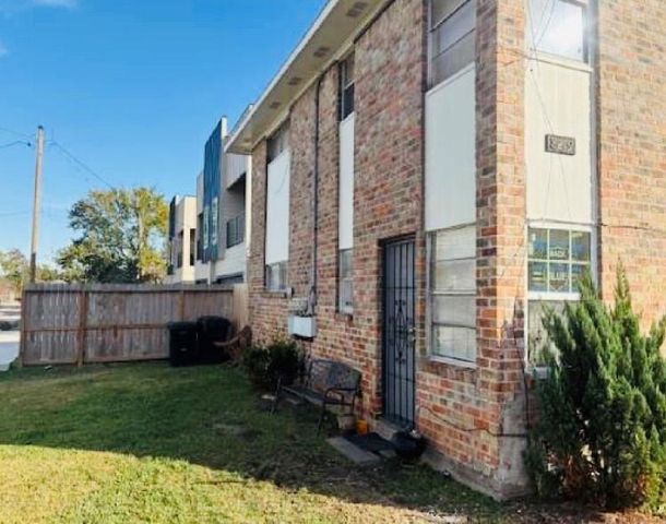 8219 Corinth Street, Houston, TX 77051