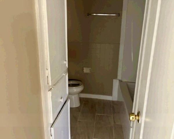 8219 Corinth Street, Houston, TX 77051