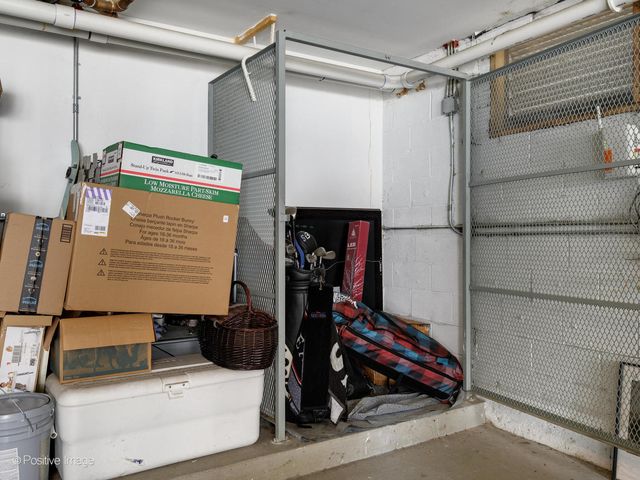 1446 W Cortez Avenue 4W, Chicago, IL 60642