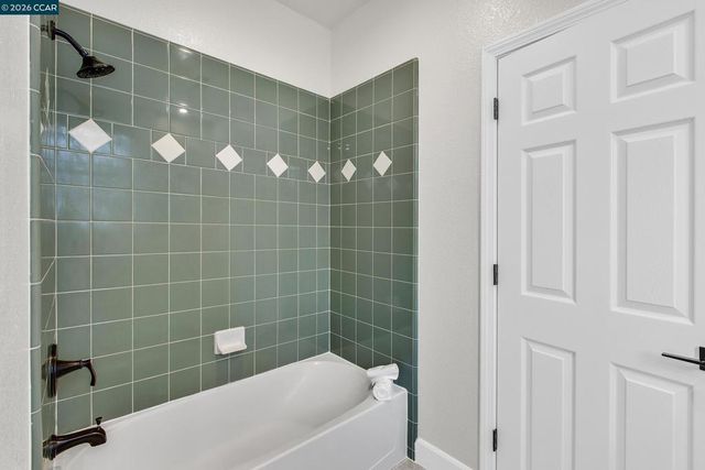 7560 Prestwick Ct, Gilroy, CA 95020