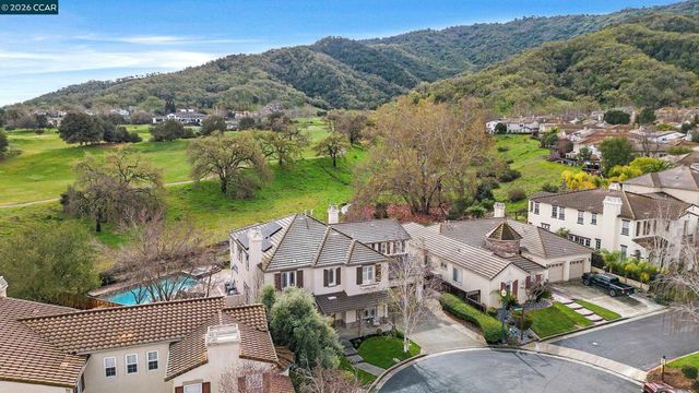 7560 Prestwick Ct, Gilroy, CA 95020