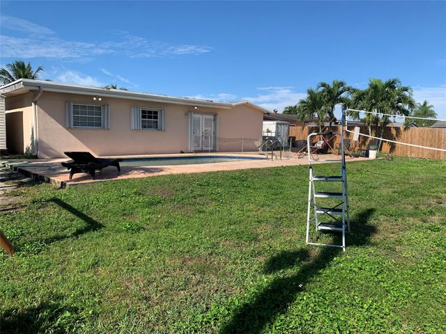 3048 NW 113th Ave, Sunrise, FL 33323